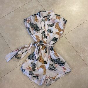 Fun Blank NYc floral print romper